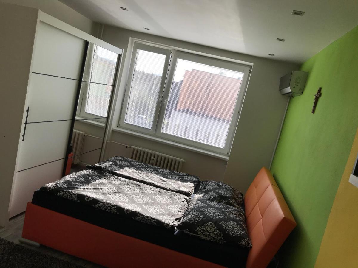 Apartman V Uplnom Centre 托普拉河畔弗拉诺夫 外观 照片